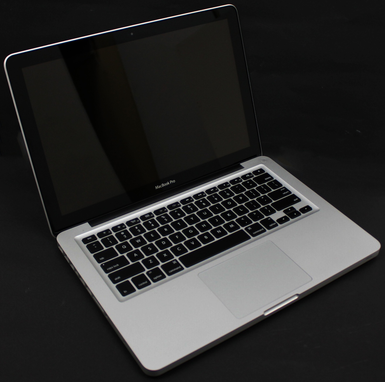 macbook pro 2011 i5 13 inch