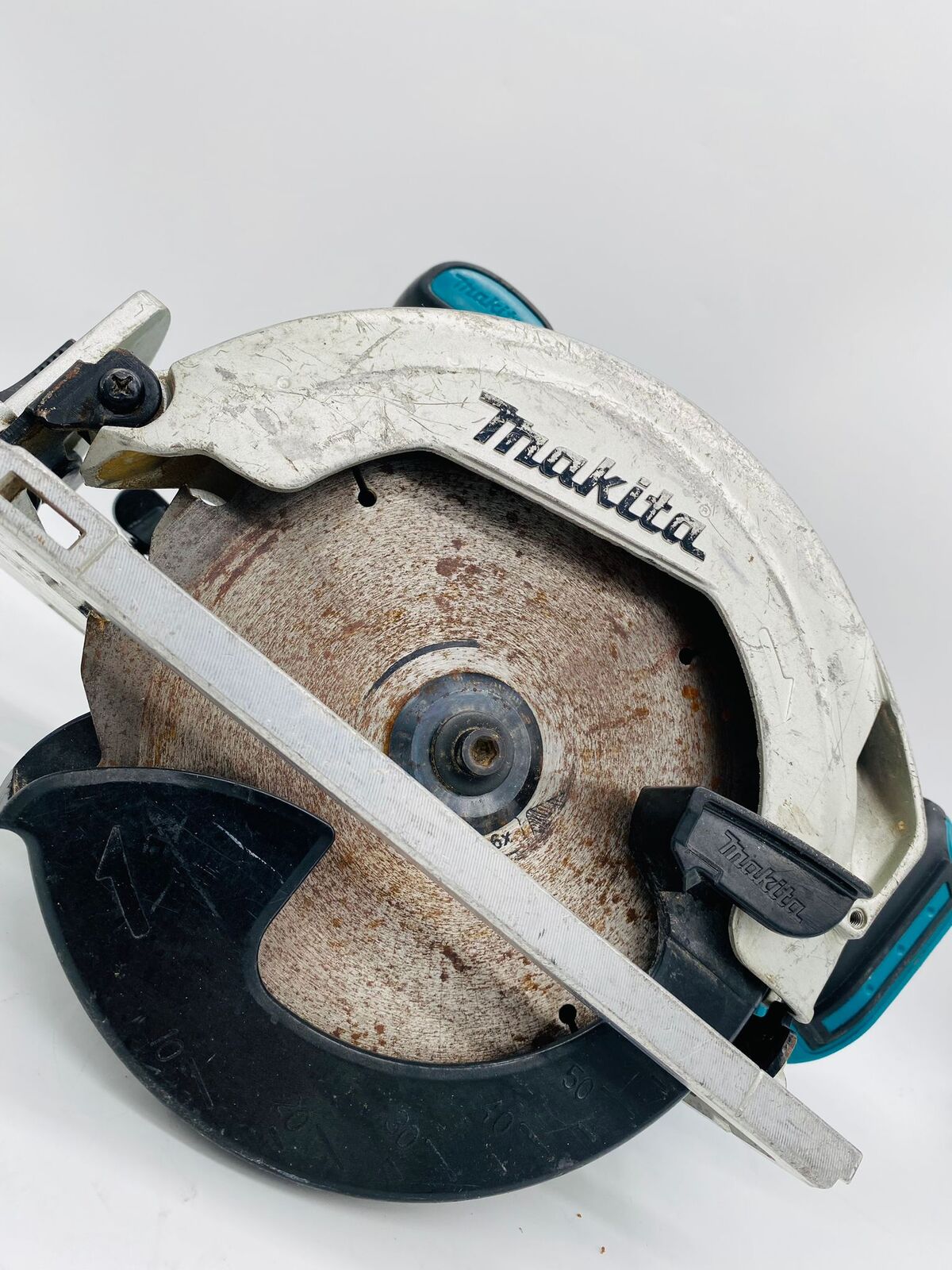 Dss611 makita best sale