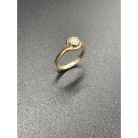 Ladies 18ct Yellow Gold Diamond Ring Elegant Fine Jewellery Timeless Style