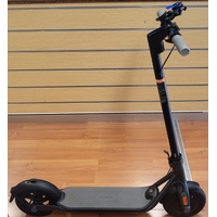 Segway Ninebot F25 Electric Scooter 20km Range 25Kph 100kg Load 10 Inch Tyres