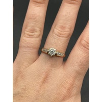 Ladies 9ct Yellow Gold Diamond Ring