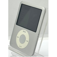 Apple A1236 iPod Nano 4GB 3rd Generation Silver