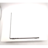 Apple MacBook Air 2022 13.6 inch with M2 chip 8GB 256GB MLXW3X/A Space Grey