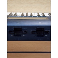 Roland JV-90 Expandable Synthesizer Rare Vintage 90s 76-Key Keyboard
