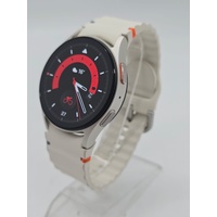 Samsung Galaxy Watch7 40mm WiFi and LTE Android Smartwatch Cream