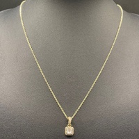 Ladies 14ct Yellow Gold Pandora Oval Link Necklace & CZ Pendant