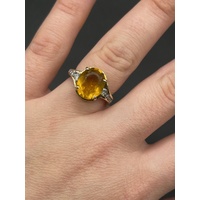 Ladies 9ct Yellow Gold Yellow Gemstone Ring