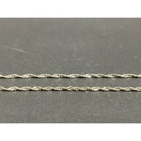 Ladies 9ct White Gold Margarita Twist Link Chain & Circle Pendant