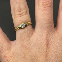 Ladies 18ct Yellow Gold Diamond Ring