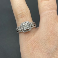 Ladies 9ct White Gold Diamond Ring