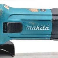 Makita GA5030 125mm 720W Corded Angle Grinder 230V 240V Power Tool