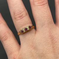 Ladies 18ct Yellow Gold Red Gemstones and Diamonds Ring