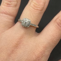 Ladies 9ct White Gold Diamond Cluster Ring
