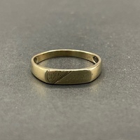 Mens 9ct Yellow Gold Signet Ring