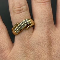 Ladies 18ct Yellow Gold Natural Diamond Ring