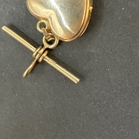 Ladies 9ct Yellow Gold Heart Locket Fob Pendant
