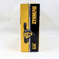 DeWalt DWH161N 18V XR Universal Dust Extractor Cordless Skin Only