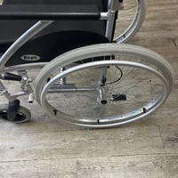 Days Swift Self-Propelled Wheelchair with Handbrakes Jay Basic Cushion