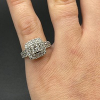 Ladies 14ct White Gold Natural Diamond Ring