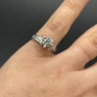 Ladies 18ct White Gold Natural Diamond Ring