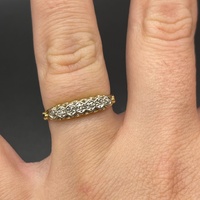 Ladies 18ct Yellow Gold Natural Diamond Ring