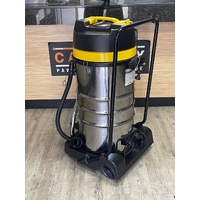 UNIMAC UM-10S 2400W 100L 50Hz Wet Dry and Vacuum with Attachments