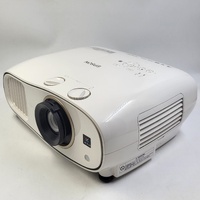 Epson EH-TW6700W Full HD 3D Home Theatre Projector 671 Lamp Hours