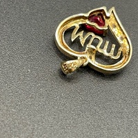 Ladies 9ct Yellow Gold Red Gemstone MUM Heart Pendant