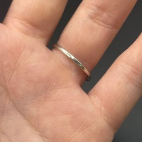 Ladies 9ct White Gold Blue Green Stone & Diamond Ring