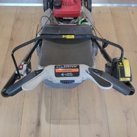 Honda Easy Start Self-Propelled 3-in-1 Lawn Mower GCV160 Engine w/ Catcher Grass Bag