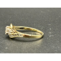 Ladies 9ct Yellow Gold Natural Diamond Ring