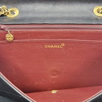 CHANEL Classic Maxi Flap Shoulder Bag Black Lambskin Leather Gold Chain Authenticated