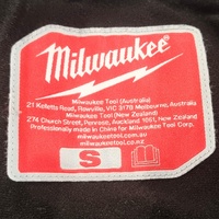 Milwaukee M12HJIGREYX-0S ToughShell Heated Jacket Grey Small + Charger