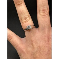 Ladies 18ct White Gold Diamond Solitaire Ring