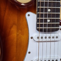 Sunburst Strat Style Electric Guitar 6 String SSS Pickups