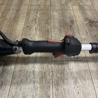 Makita EM2650LH 25.4cc 4-Stroke Straight Shaft String Trimmer