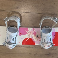 Hammer Hyleyn 147cm Ladies Snowboard with Bindings JM Rodot Art Pink White