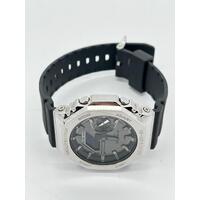 Casio G-Shock GM-2100 Men’s Black Silver Watch 200m WR with Tin Case and Box