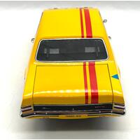 Classic Carlectables Holden HT Monaro 1972 Bathurst ATCC Norm Beechey #15 1/18