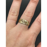 Ladies 9ct Yellow Gold Leaf & Vine Pattern Ring