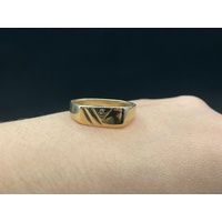 Mens 9ct Yellow Gold Diamond Signet Ring