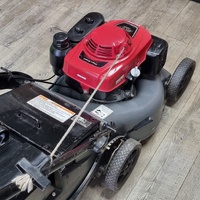 Honda HRU196 Buffalo Pro GXV160 Lawnmower