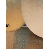 Paiste PST 3 Universal Set Cymbals 20in Ride 18in Crash 14in Hi-Hat Top Bottom