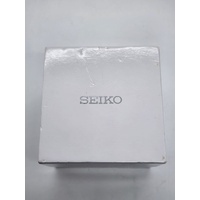 Seiko V157-0BF0 Date Display Gold Tone Stainless Steel 10Bar Solar Mens Watch
