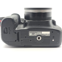 Canon EOS 90D DSLR Camera DS126801 with EFS 18-55mm Lens and Charger