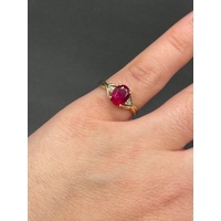 Ladies 9ct Yellow Gold Red Gemstone and Diamonds Ring