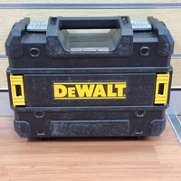 DeWalt DCE089G Green Beam Laser Level Kit 12V 3.0Ah Battery Charger and Glasses