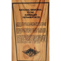 Vietnam Memorial 1992 Australian Forces Port Gift Box Mt. Aitken Estates 750ml