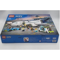 LEGO City Passenger Airplane 60367 Set 913 pcs Ages 7+ Building Toy
