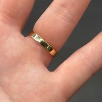 Ladies 18ct Yellow Gold Green Gemstone and Diamond Ring